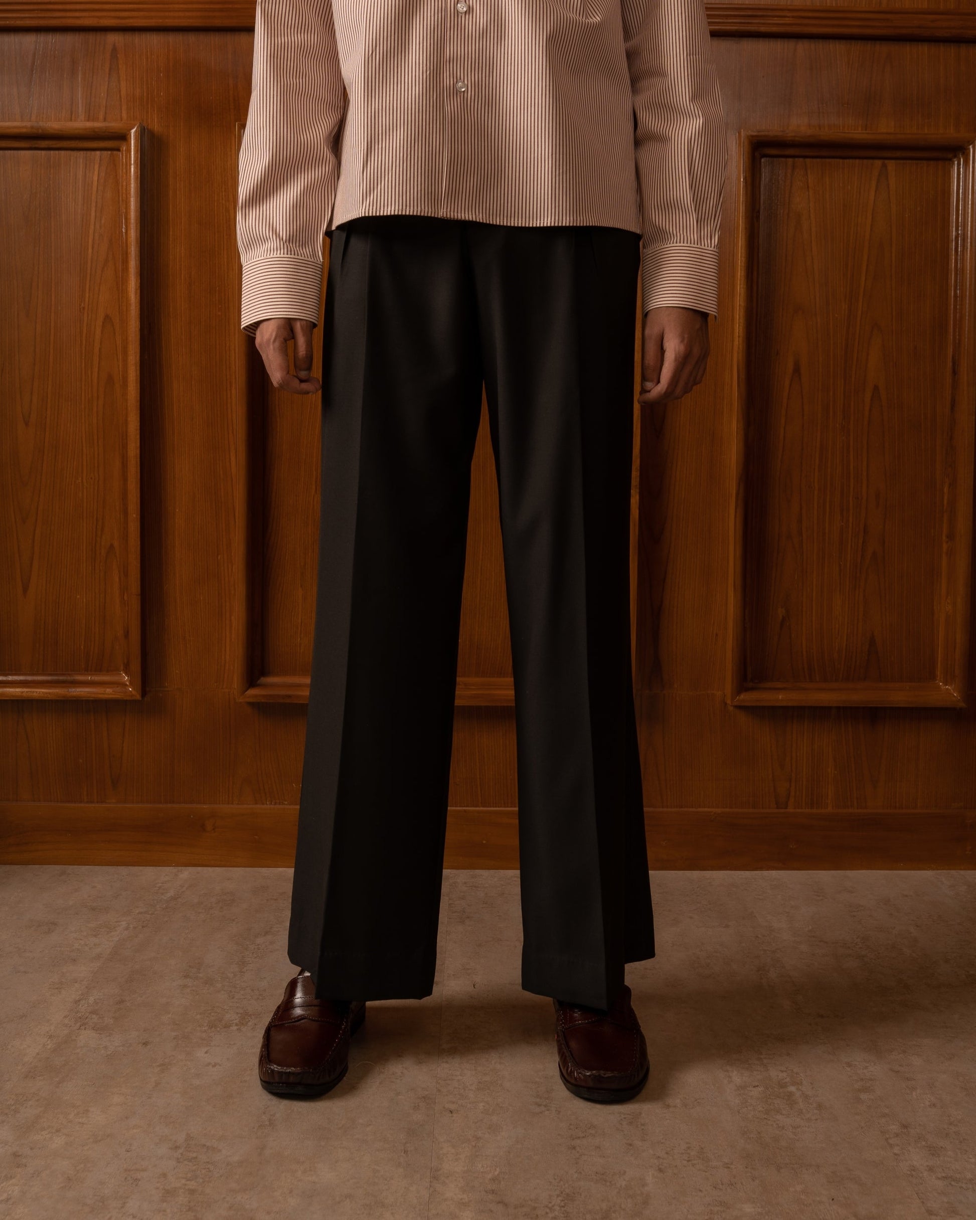 Black Box Pleat Wide Cut Pants
