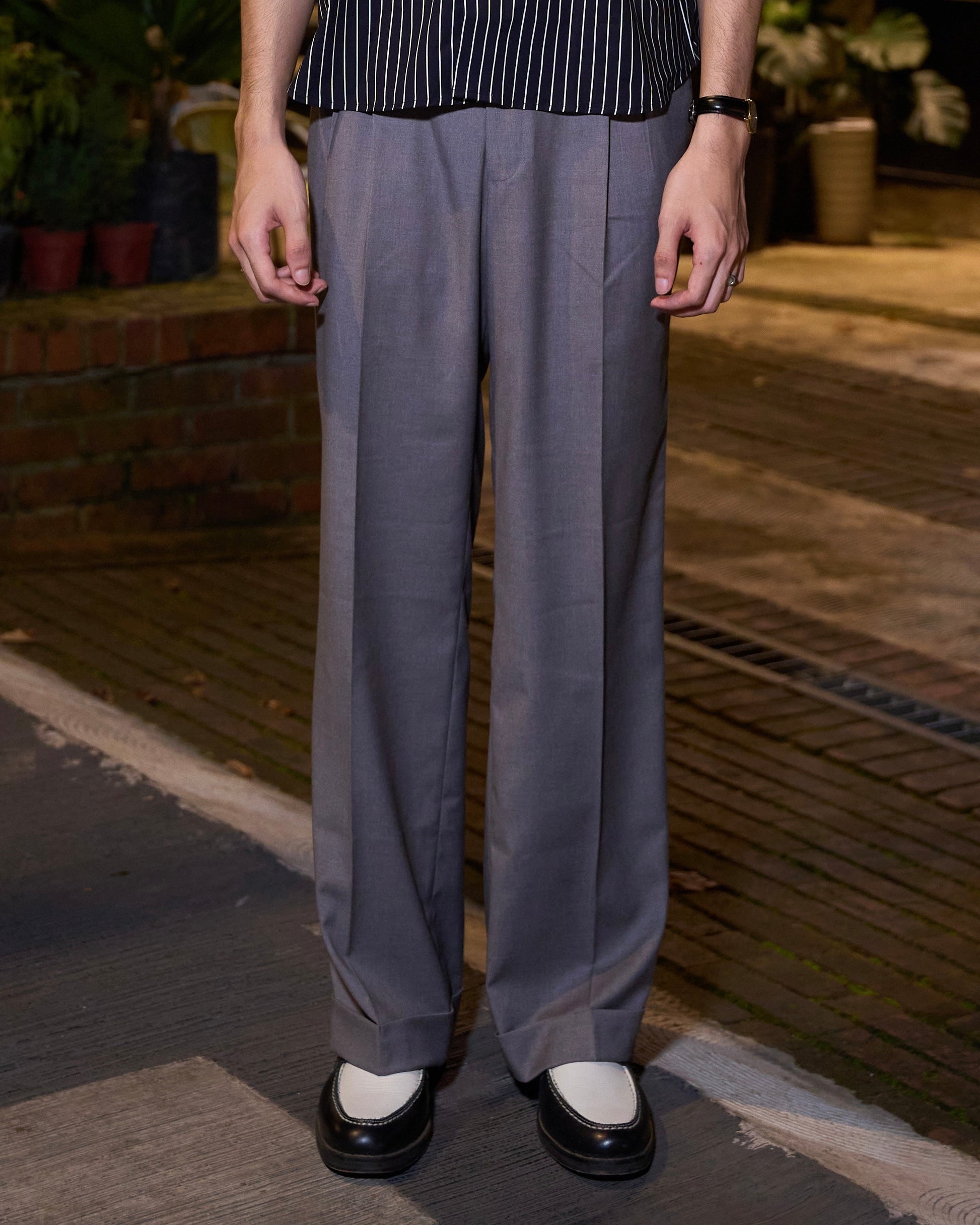 Grey Pleated Wide-Cut Pants